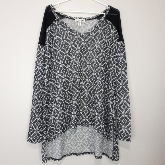BETHANY MOTA Geometric Tunic Sweater - Picture 1 of 5